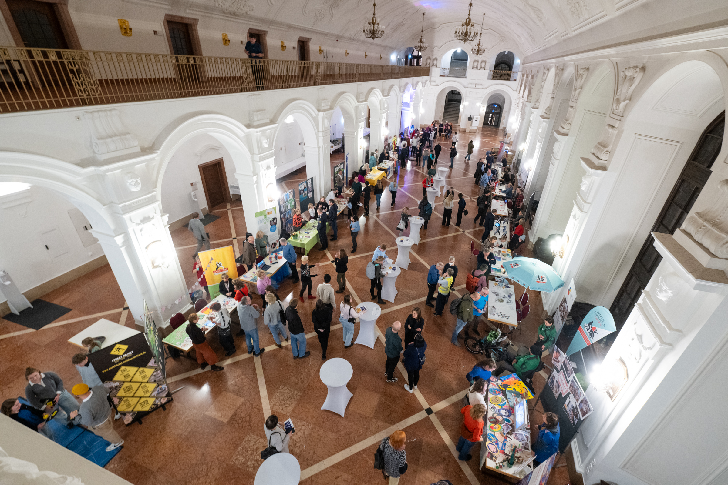 Fürs Gemeinwohl in Leipzig: Ein Parlament, viele Stimmen, zahlreiche Gewinner