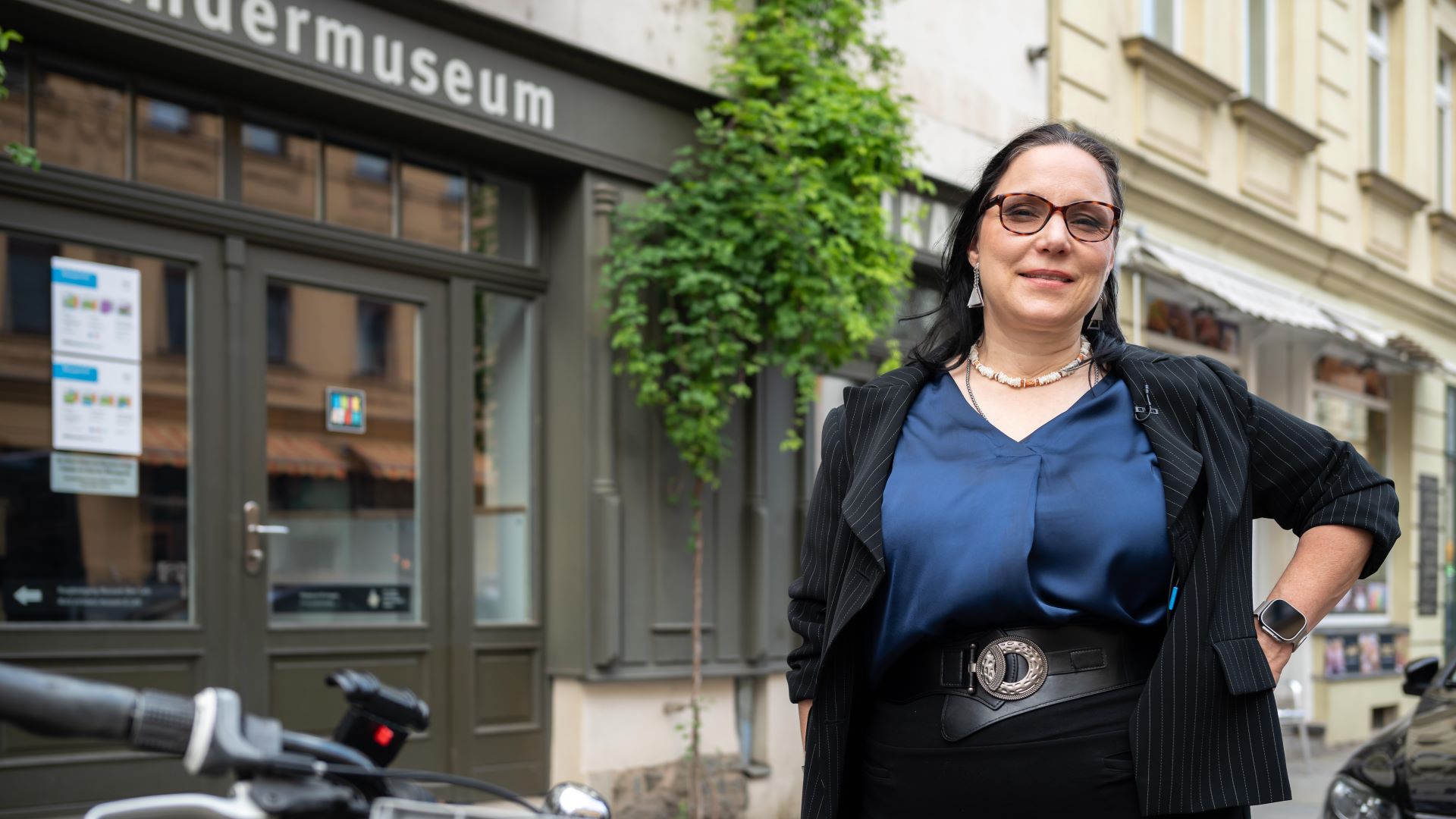 Anne vor dem Unikatum
