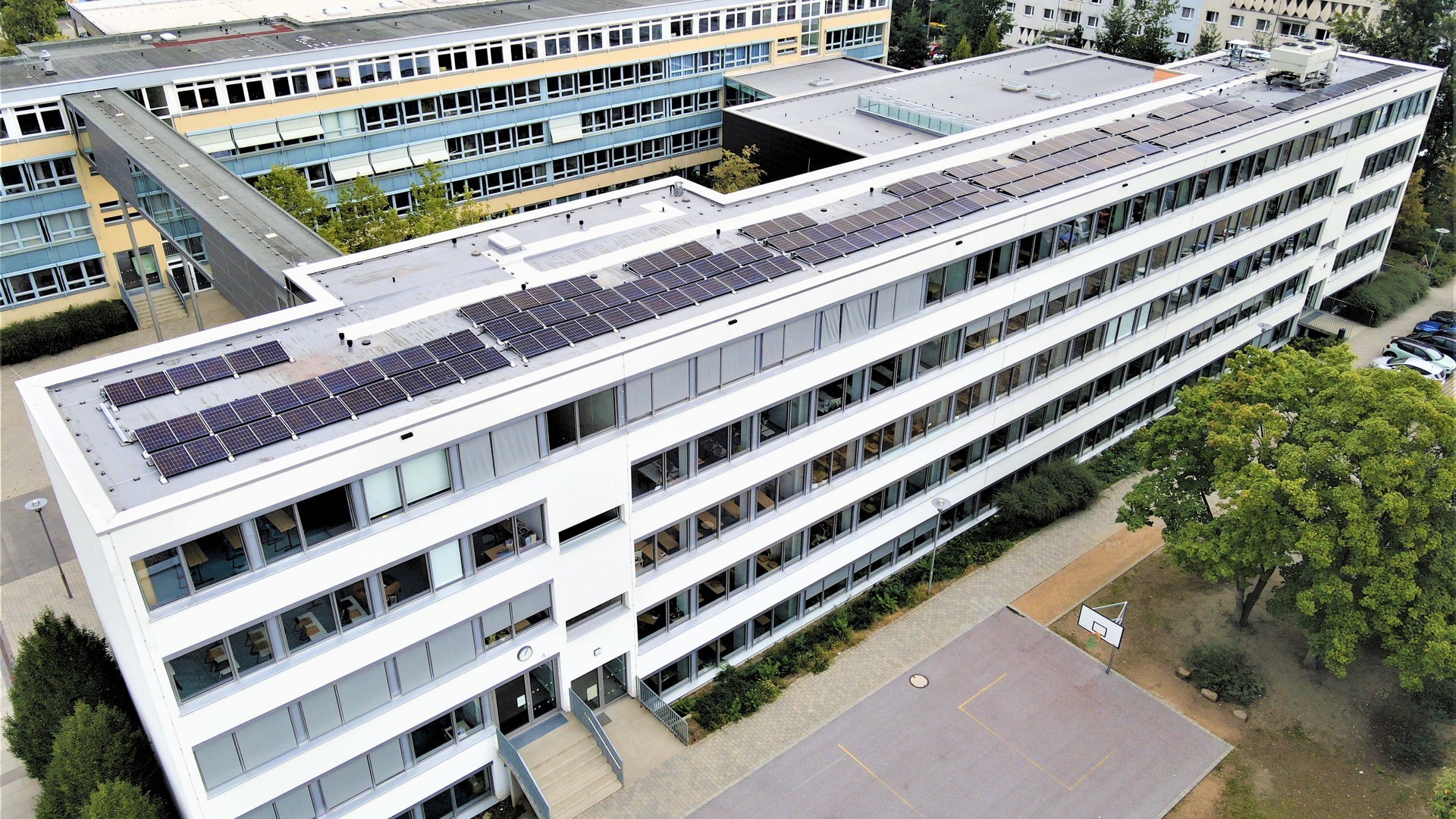 PV-Anlage Dach Anton-Philipp-Reclam-Gymnasium